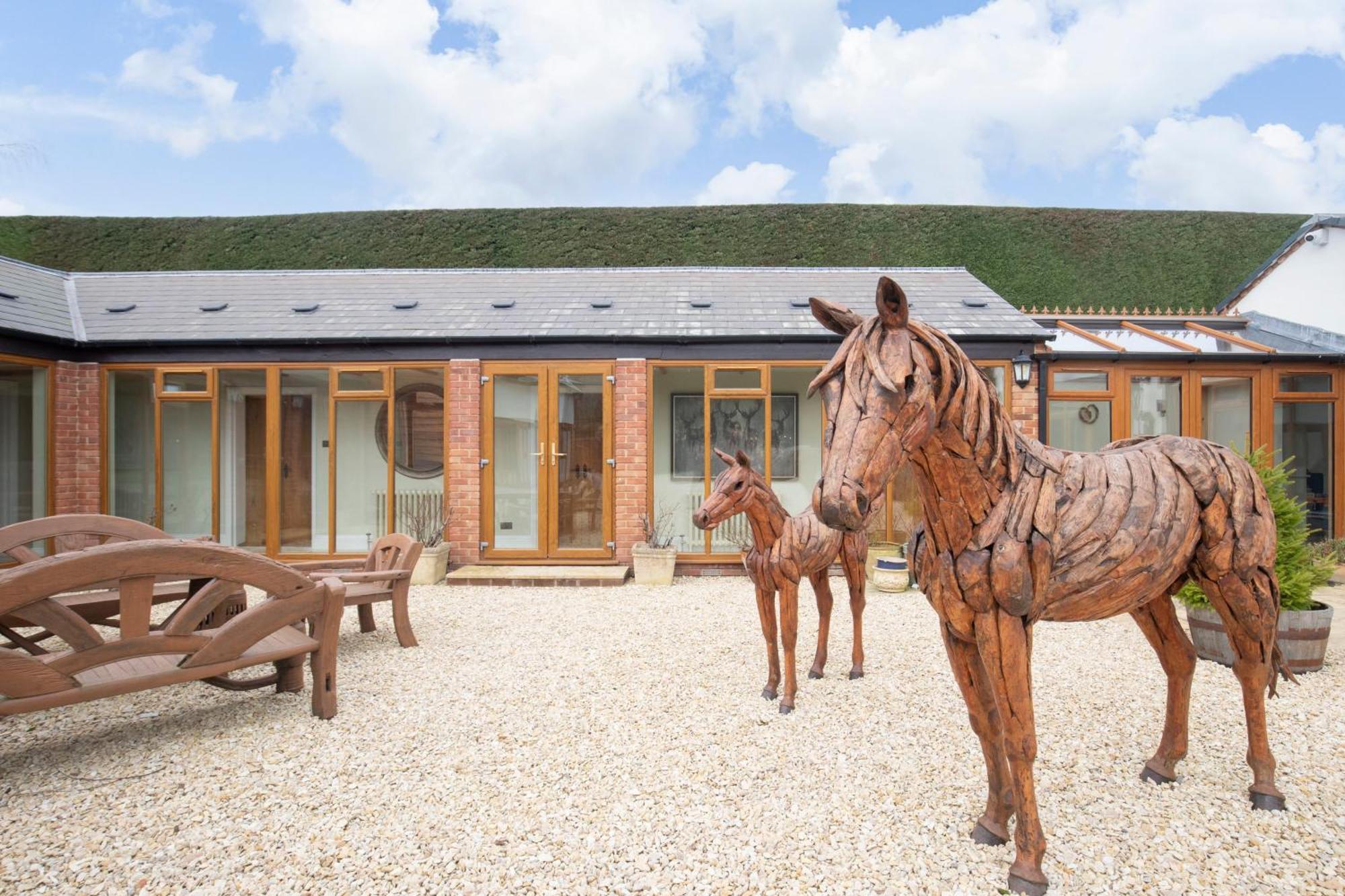 Stable Lodge - Boutique Bed & Breakfast Shurdington Dış mekan fotoğraf