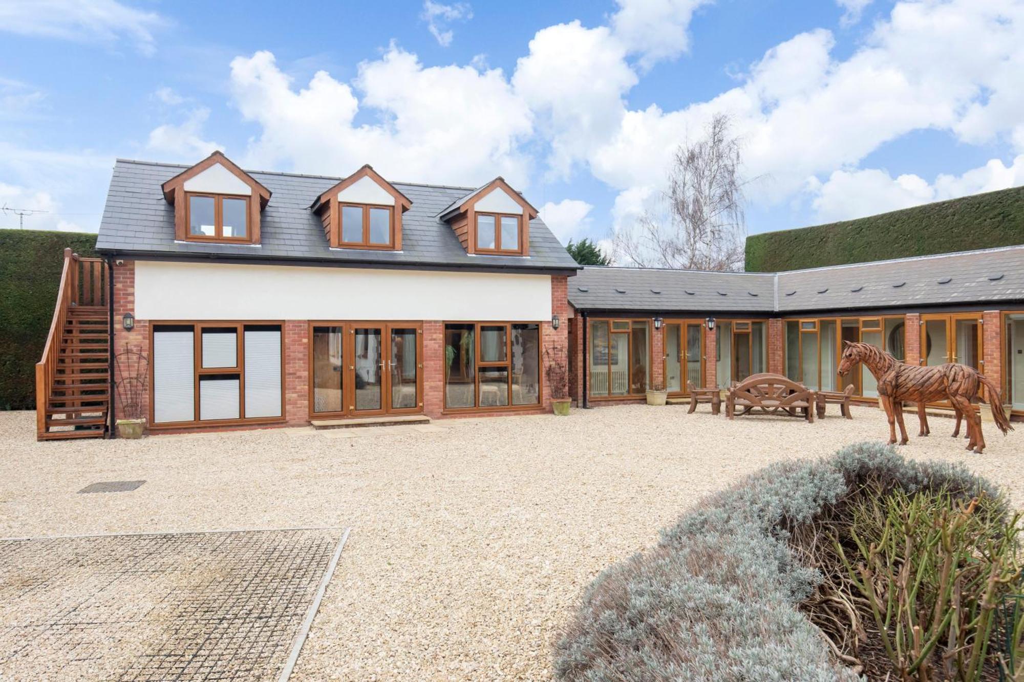 Stable Lodge - Boutique Bed & Breakfast Shurdington Dış mekan fotoğraf