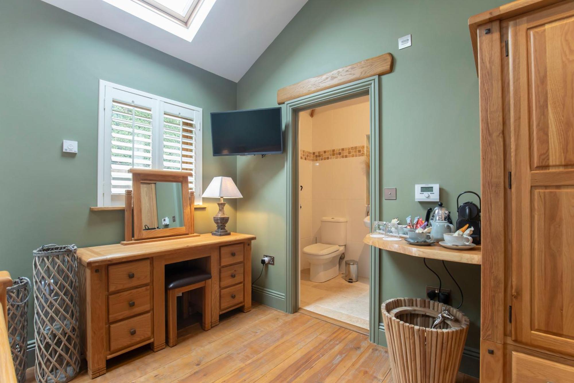 Stable Lodge - Boutique Bed & Breakfast Shurdington Dış mekan fotoğraf