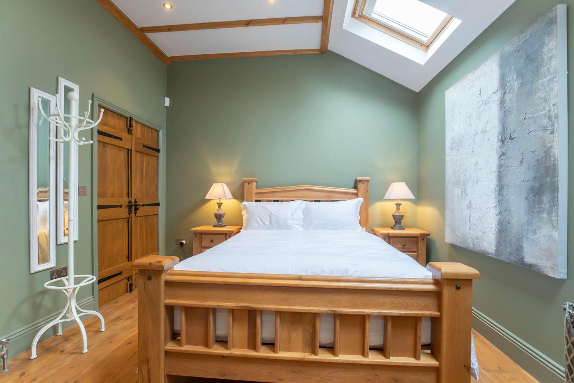 Stable Lodge - Boutique Bed & Breakfast Shurdington Dış mekan fotoğraf