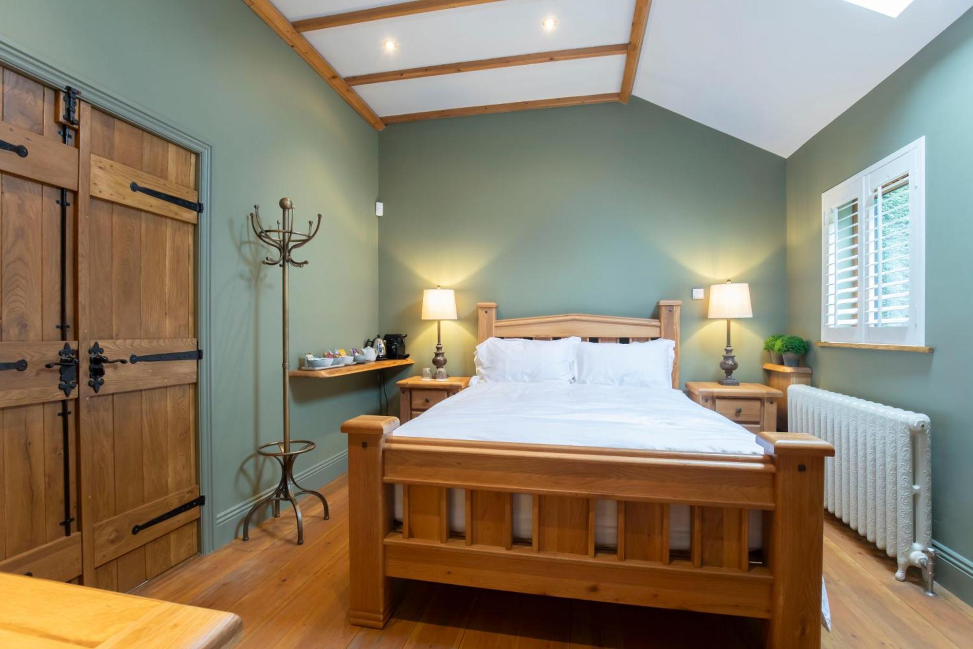 Stable Lodge - Boutique Bed & Breakfast Shurdington Dış mekan fotoğraf