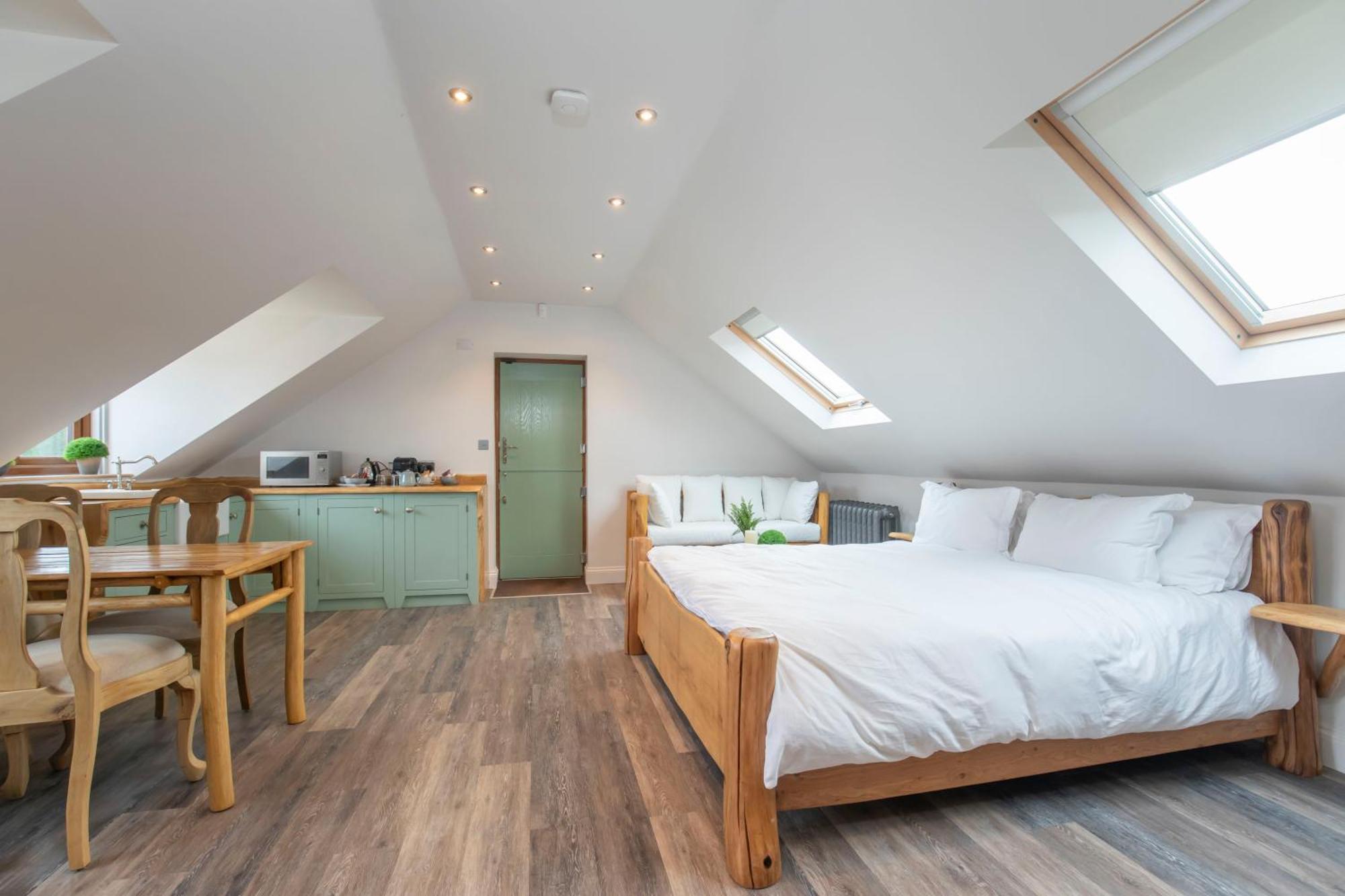 Stable Lodge - Boutique Bed & Breakfast Shurdington Dış mekan fotoğraf